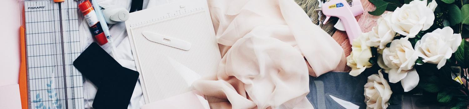 picture of crafting table with supplies